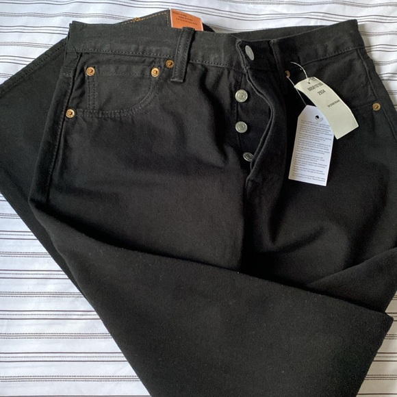 Levi’s original fit , straight leg, Button - fly - Picture 5 of 8